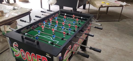 Anpassbarer Farbton Fußball Fußballspieltisch mit ABS Ball MDF Schiene